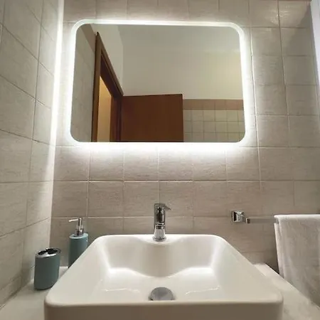 Delizioso A 5 Minuti Dalla Metro A 公寓