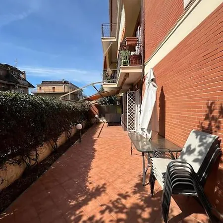 Delizioso A 5 Minuti Dalla Metro A Apartment Rome